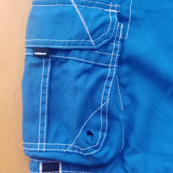 Medium Ocean Pacific black stripe blue swim trunks - Picture 9 of 12